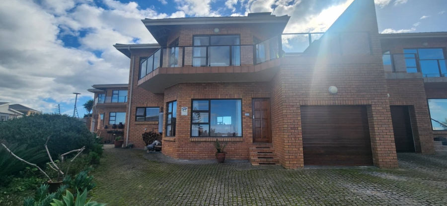 3 Bedroom Property for Sale in Reebok Western Cape